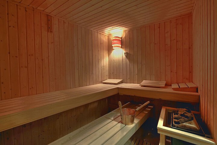 Pool Hotel
