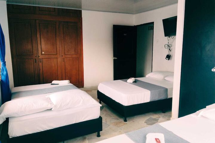 Room 18 of 38