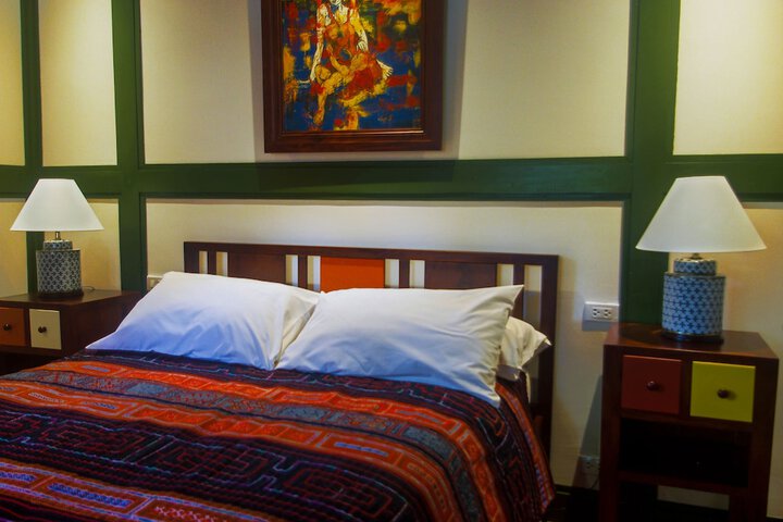 Room 7 of 108