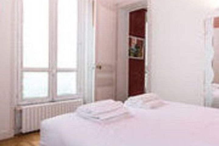 Room 28 of 36