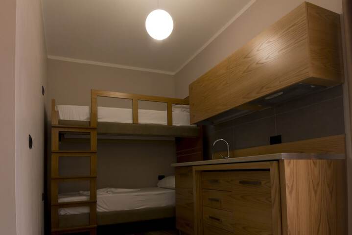 Room 17 of 121