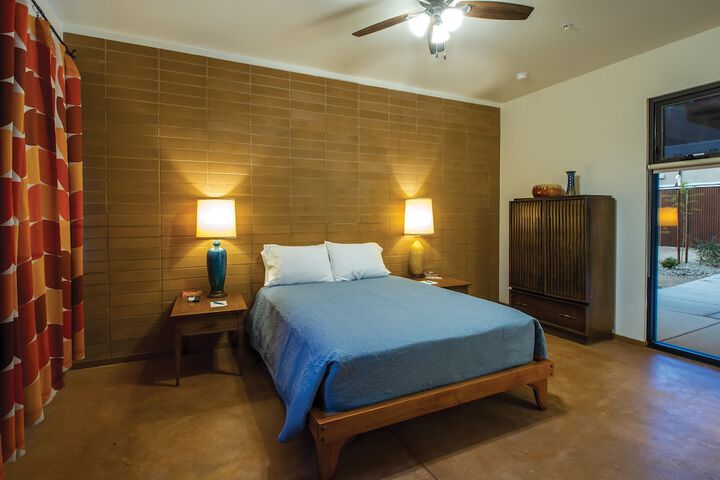 Room 14 of 42