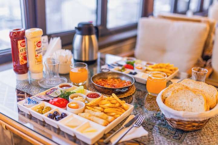 Breakfast/Coffee Service 61 of 67