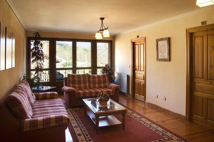 Room 15 of 49