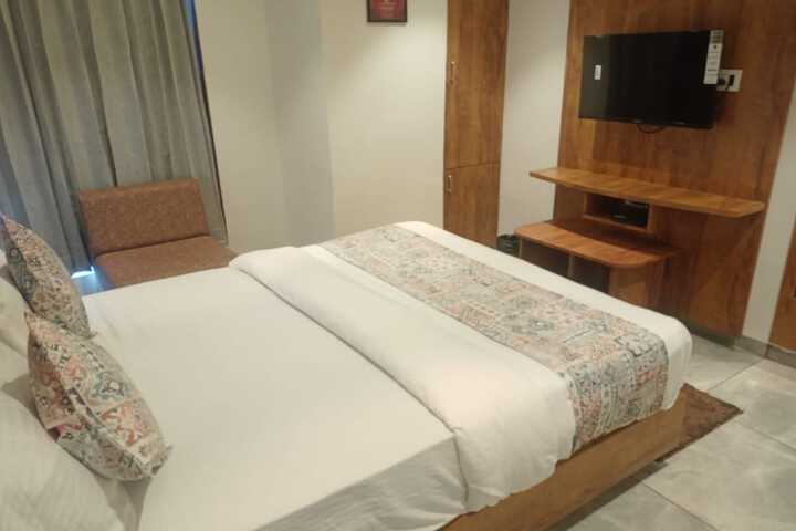 Room 19 of 29