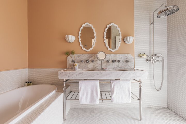 Bath Photo