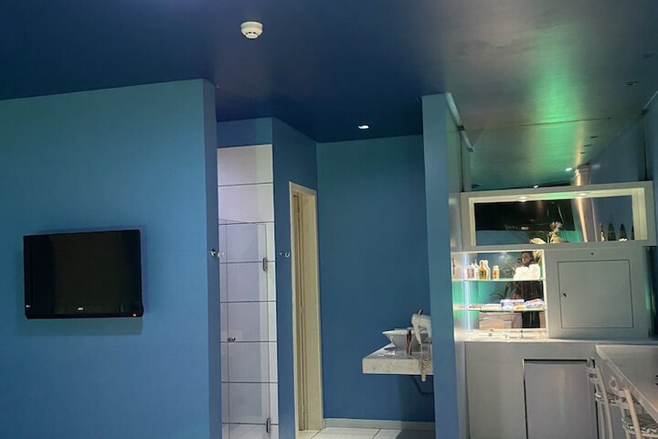 Room 10 of 23