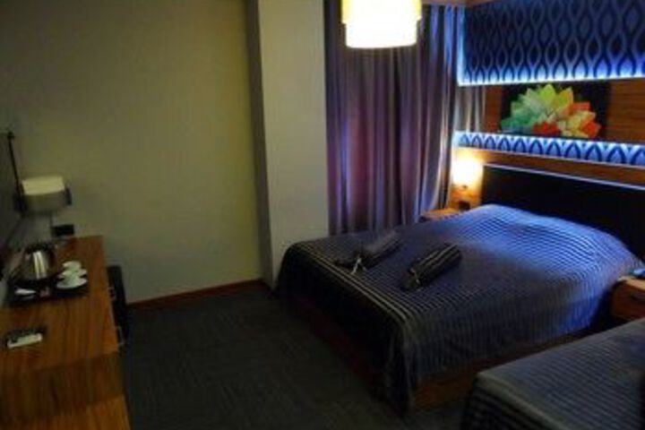 Room 12 of 35