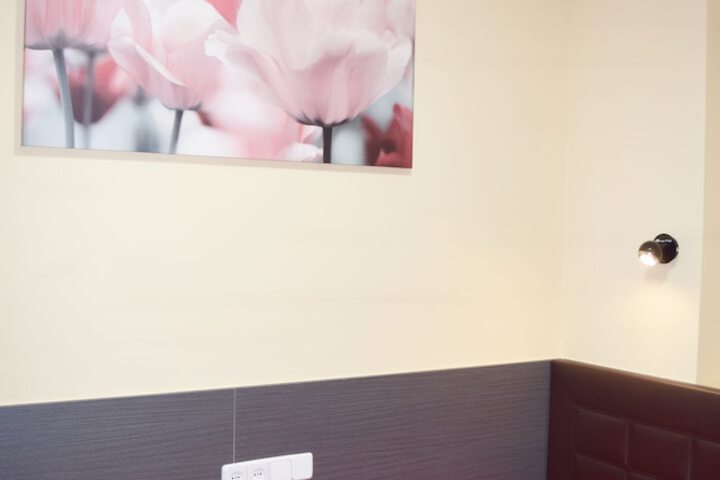 Room 4 of 50