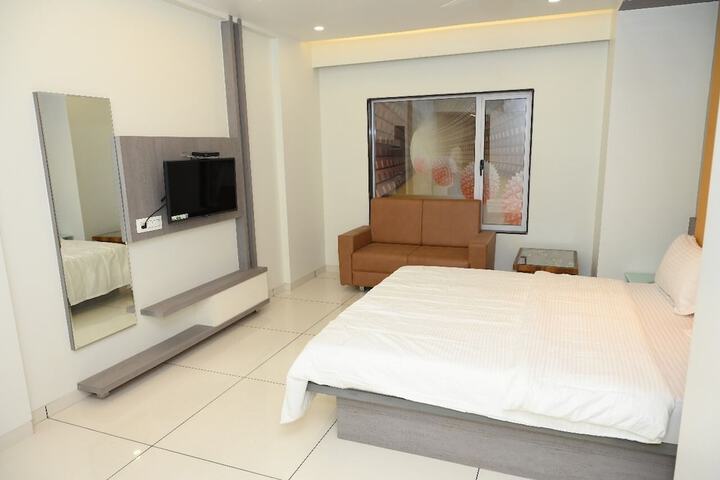 Room 21 of 46