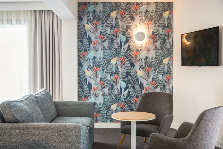 Room 12 of 65