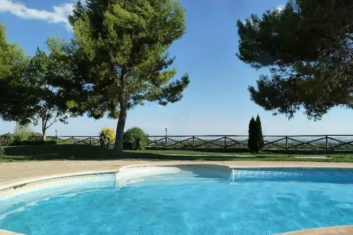 Pool 2 of 7