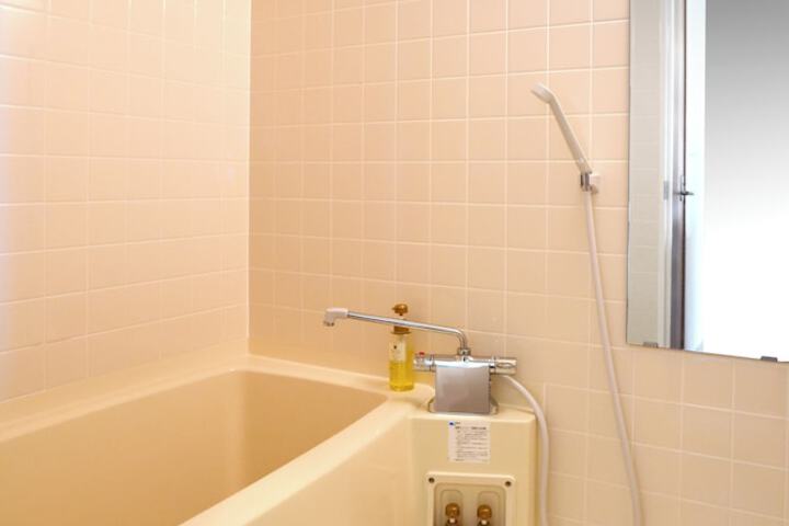 Room 12 of 22