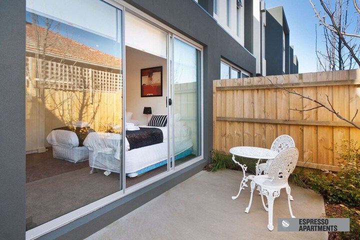 Terrace/Patio 6 of 7