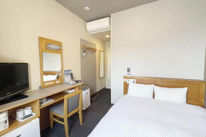 Room 9 of 59