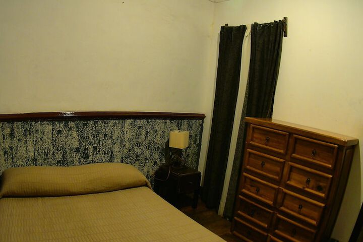 Room 90 of 152