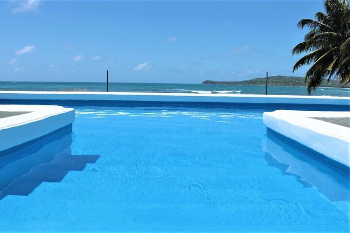 Pool 25 of 40
