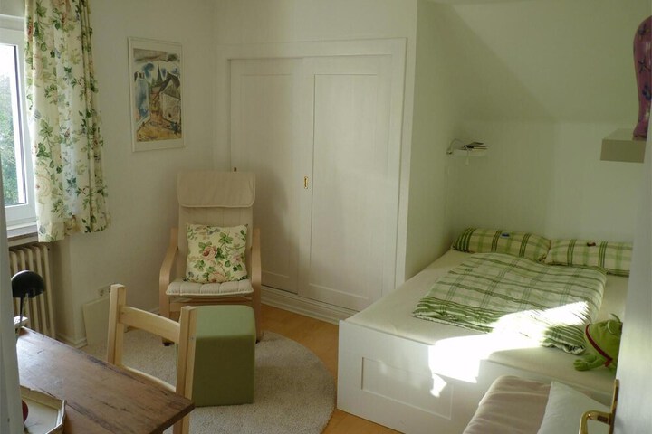 Room 10 of 54