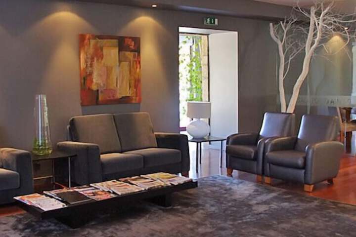 Entrance & Lobby