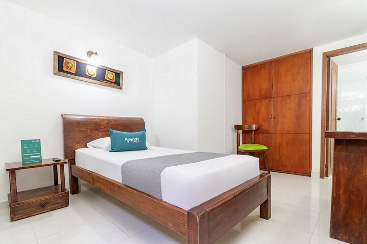 Room 14 of 24