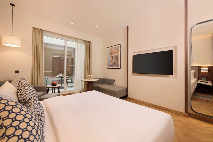 Room 10 of 71
