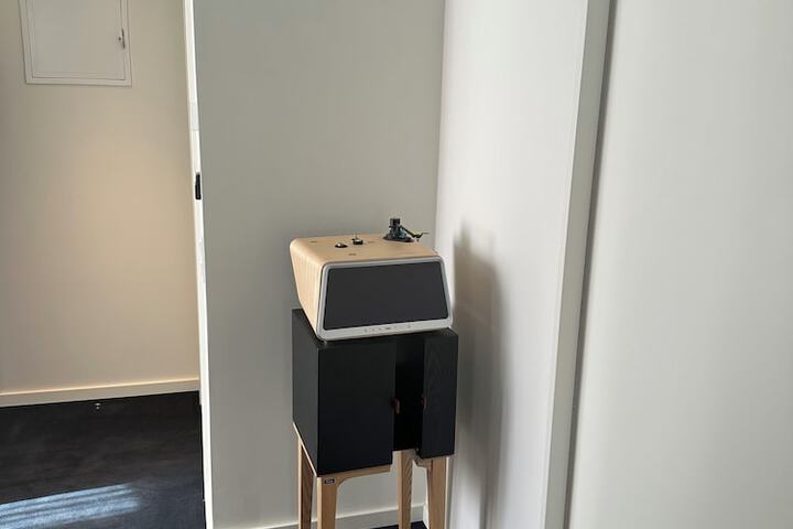 Room 52 of 105