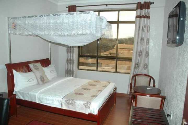 Room 20 of 49