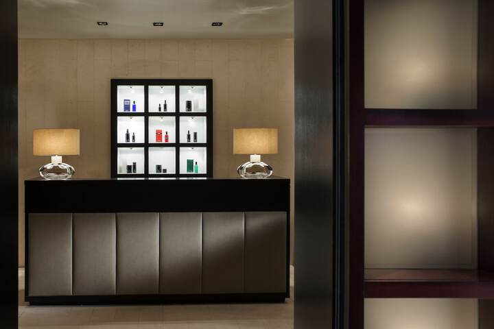 Hotel Interior 105 of 137