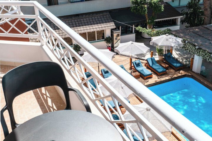 Terrace/Patio 126 of 297