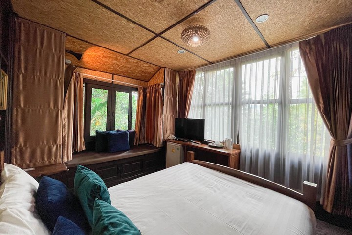 Room 38 of 108