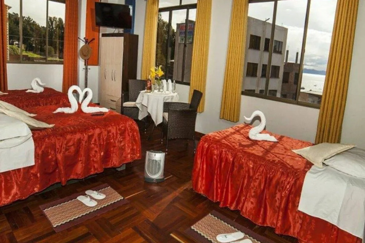 Room 2 of 11