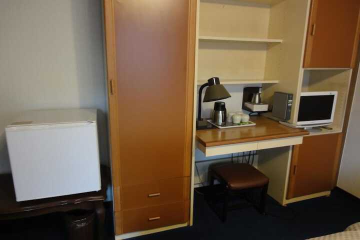 Room 12 of 39