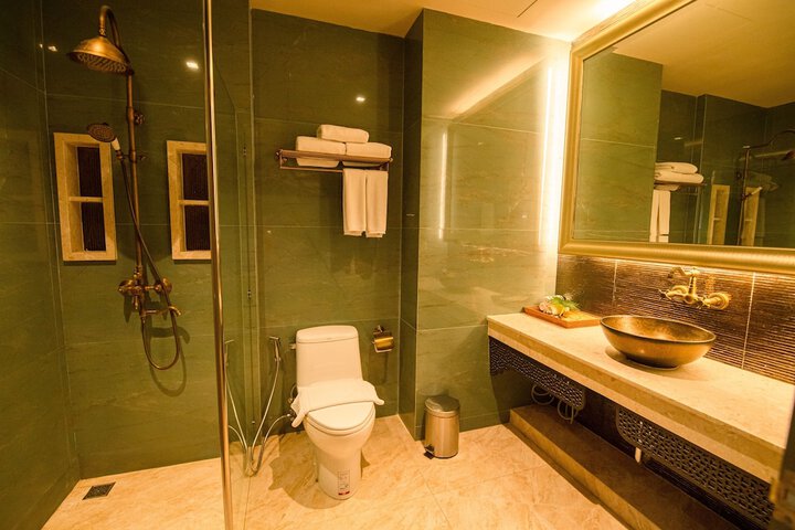 Room 92 of 129