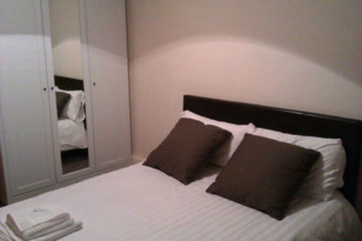 Room 10 of 21
