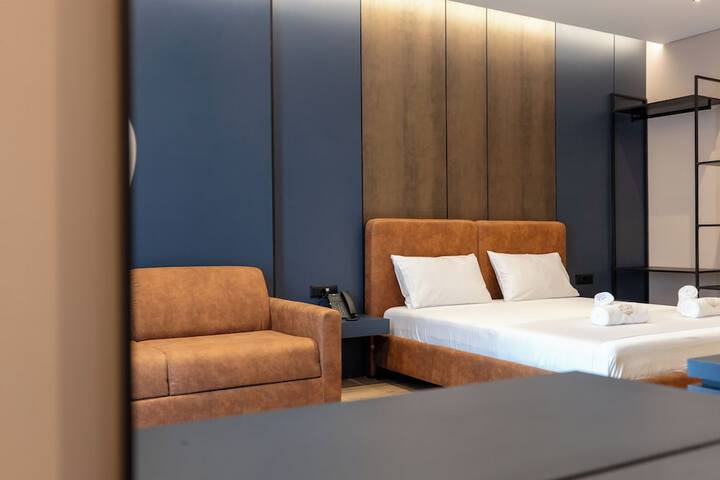 Room 46 of 115