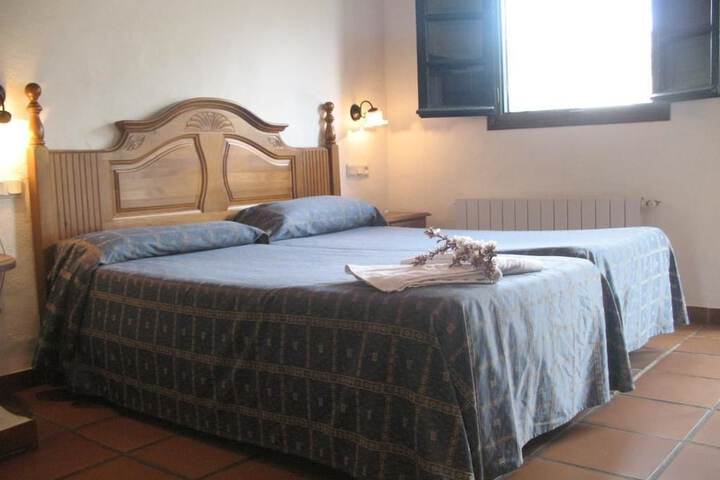 Room 3 of 45
