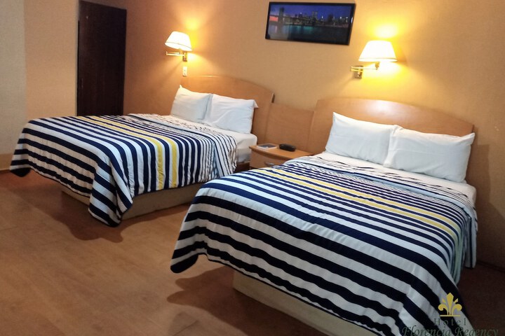 Room 8 of 42