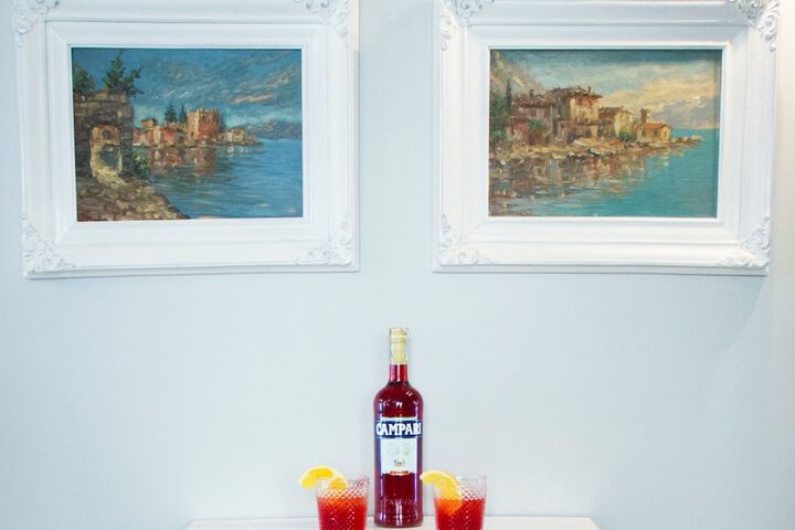 Lounge 101 of 122