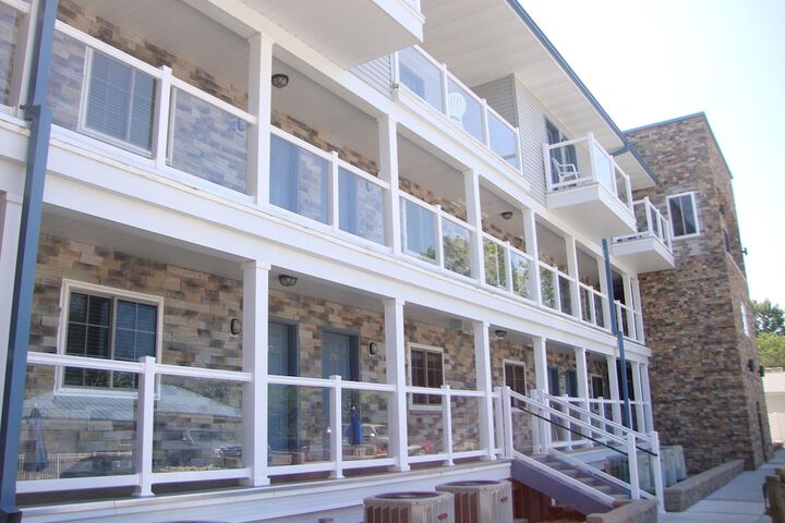 Hotel 52 of 58