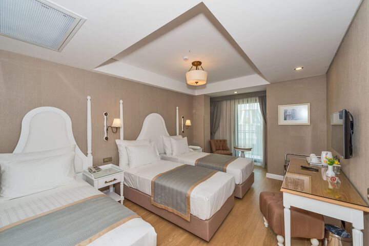 Room 10 of 44