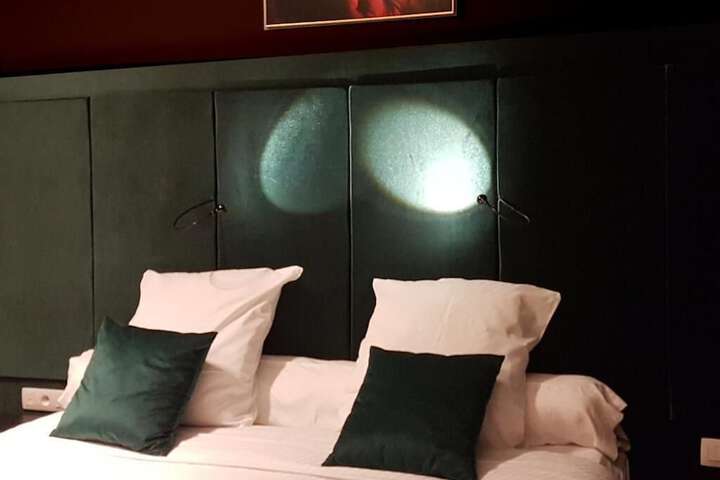 Room 20 of 64