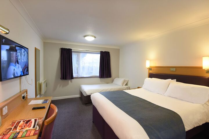 Room 3 of 31
