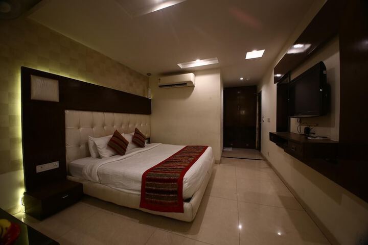 Room 20 of 42