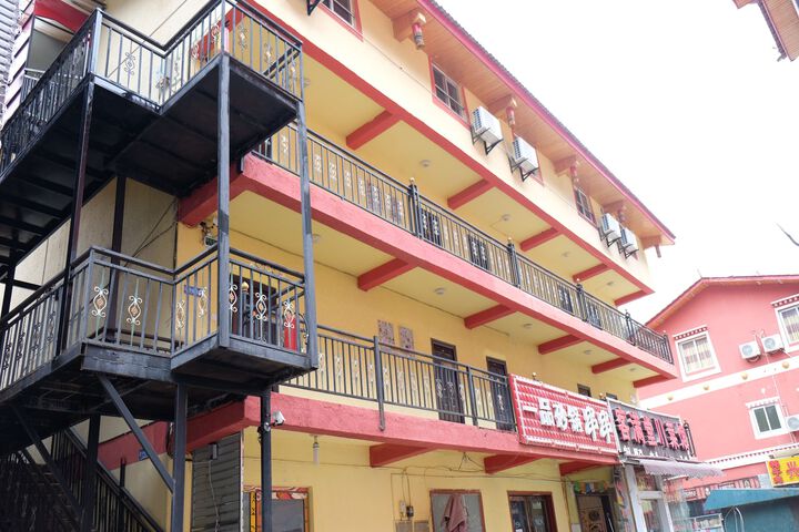 Hotel 1 of 8