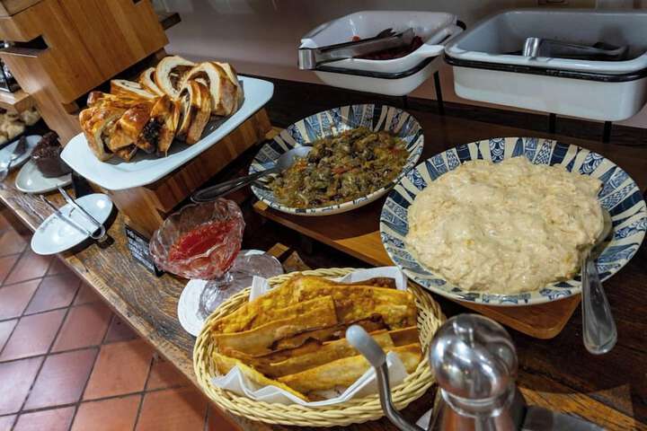 Dining 118 of 252