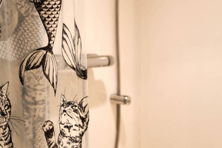 Clean Restrooms