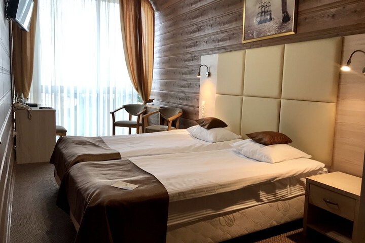 Room 14 of 52