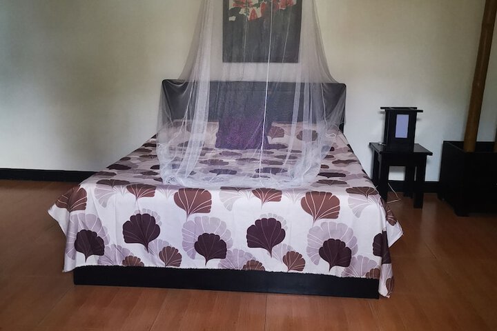 Room 4 of 34