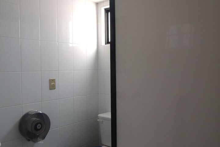 Room 41 of 49