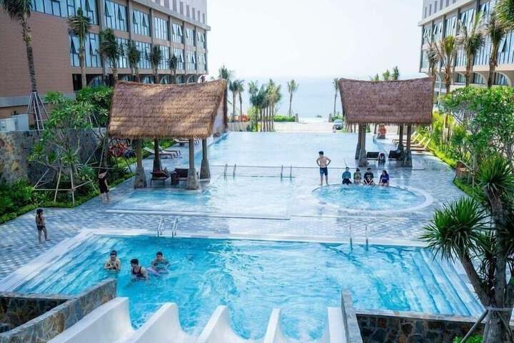 Pool 54 of 63